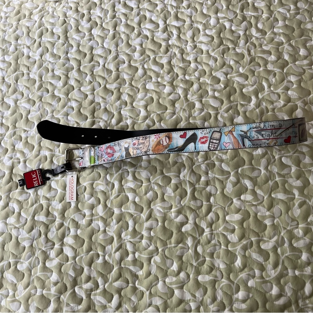 Relic brand holographic belt with blue pattern- size M